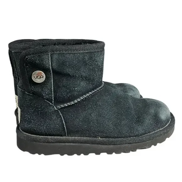UGG Kids Classic Mini Button Boots Black Suede Size 12 Youth Winter/Fall Short - Picture 3 of 9